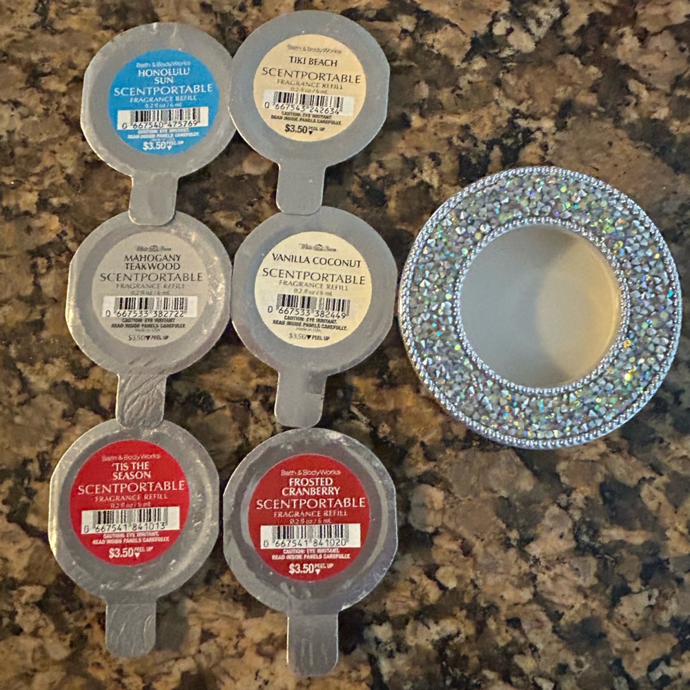 Bath & Body Works Scentportable holder &  Refills